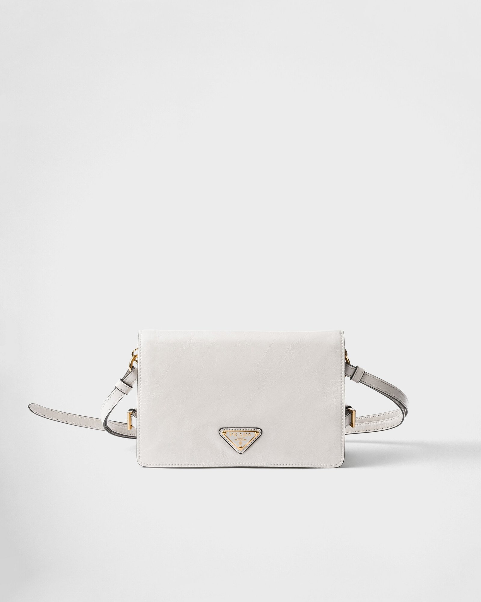 Leather shoulder bag